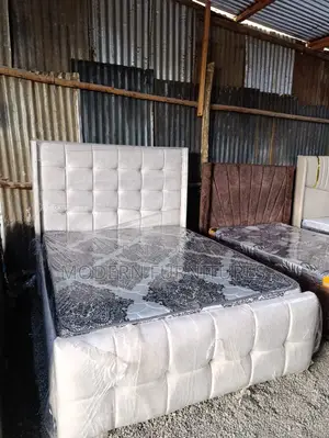 Classic,White,Tufted 5 by 6 Bed