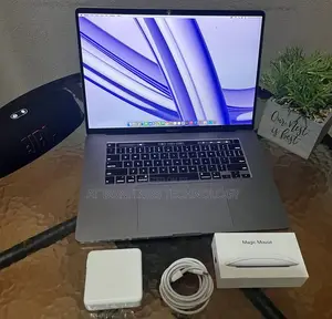 Laptop Apple MacBook Pro 64GB Intel Core I9 SSD 512GB