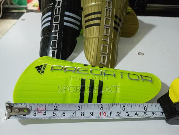 Medium Sized Adidas Predator Shin Pads - thumbnail 2