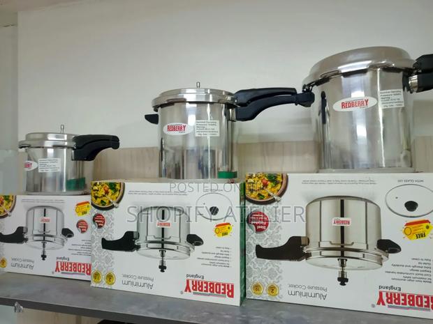 Redberry Premium Range Aluminium Pressure Cooker With Handle - main view