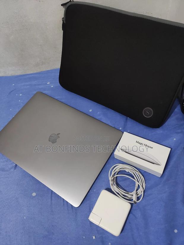 Laptop Apple MacBook Pro 2019 16GB Intel Core I9 SSD 1T - thumbnail 2