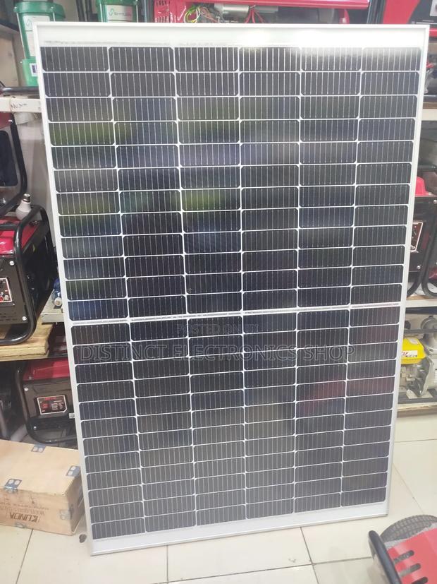 400watts Solareon Solar Panel - main view