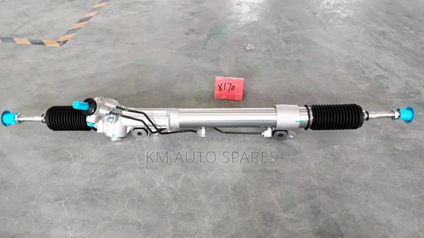 Toyota Land Cruiser 100 Series Steering Rack.
