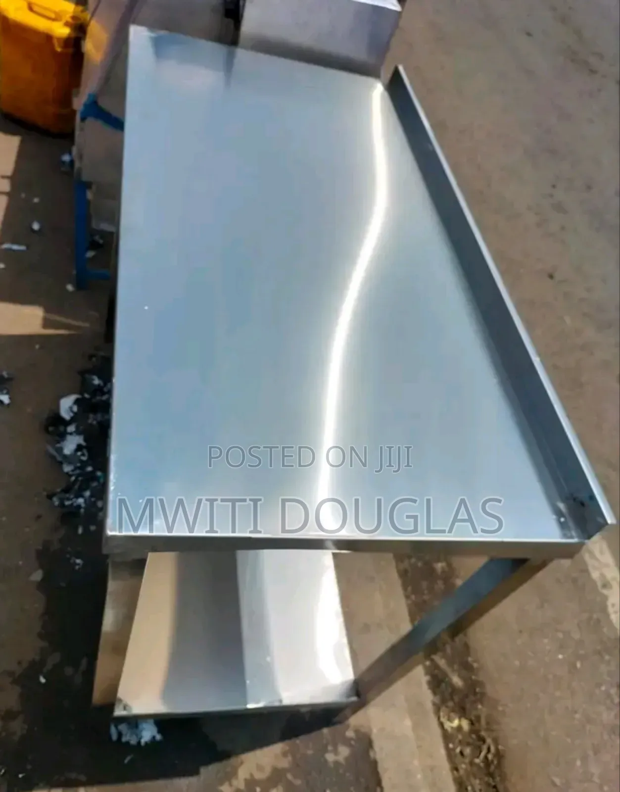 Bright Stainless Steel Working Table