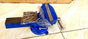 6" Heavy Duty Bench Vice
