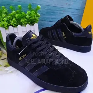 *Adidas Gazelle Black Plain* _Sizes:40,41,42,43,44_