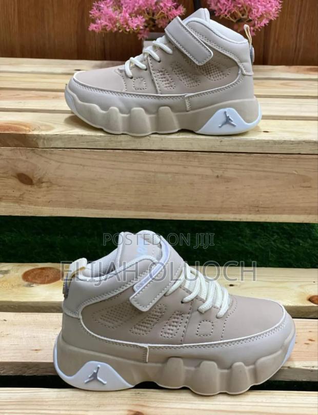 Kids Air Jordan 9 Retro - thumbnail 4