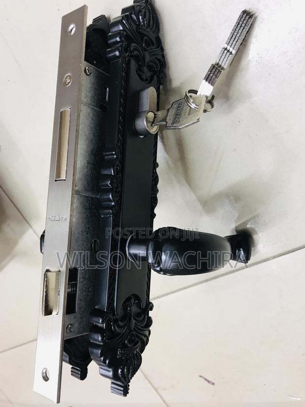 Martech Matt Black Door Lock - main view