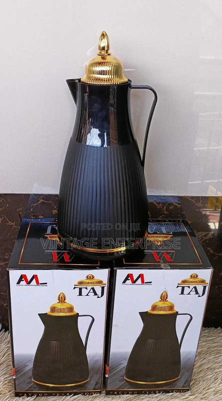 *1litre Beautiful Flasks*