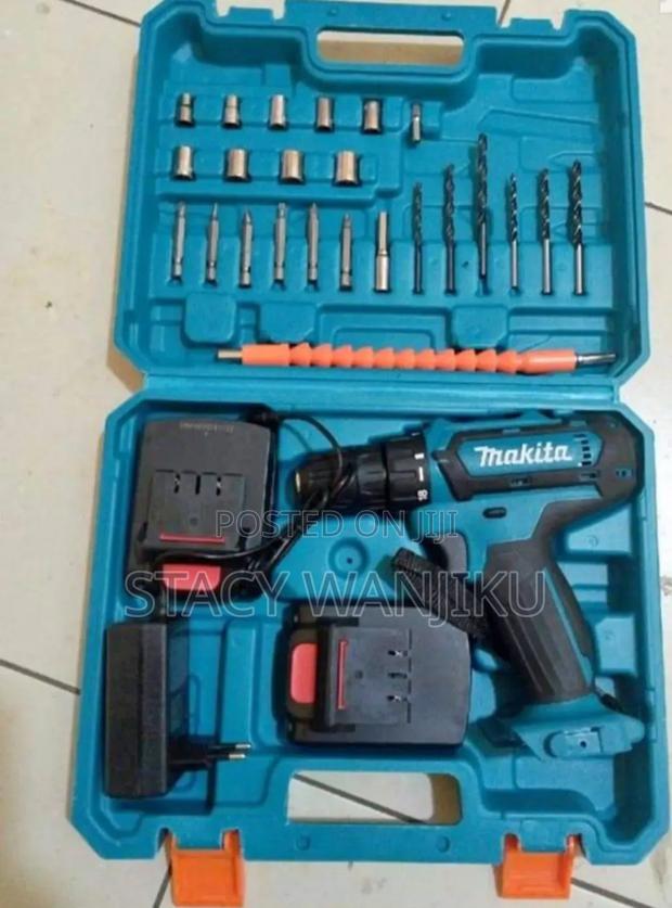 Makita Rechargeable Drill / Cordless Makita Drill