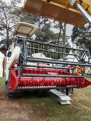 Rice Wheat Rapeseed Harvester
