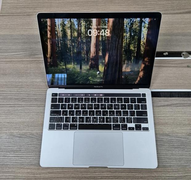 Laptop Apple MacBook Pro 2020 8GB Intel Core I5 SSD 256GB