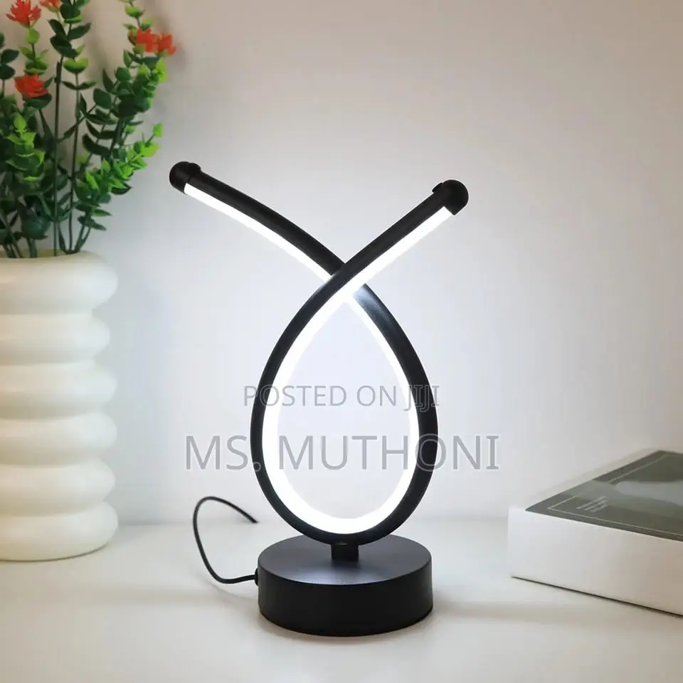  Dimmable Bedside Table Lamp