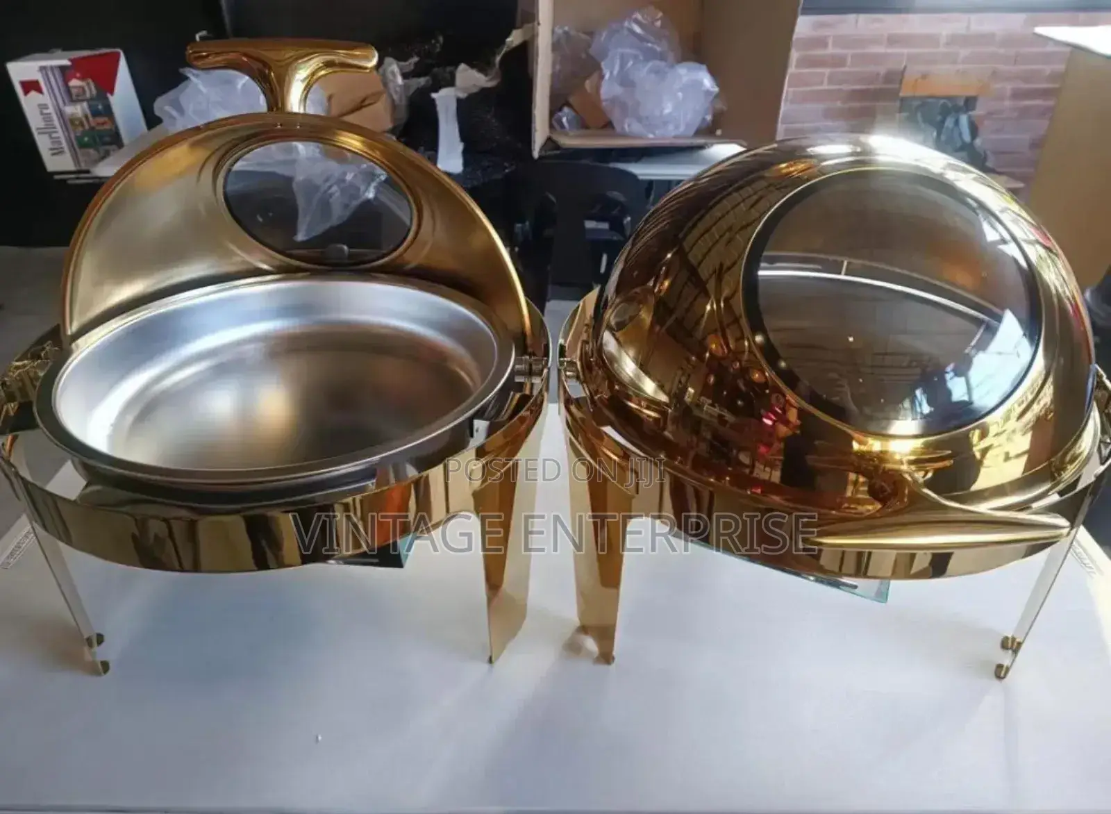 *6 Litre Round Golden Roll Top Chaffing Dish*