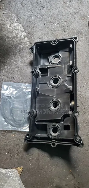 Nissan Xtrail QR20 Engine Topcover