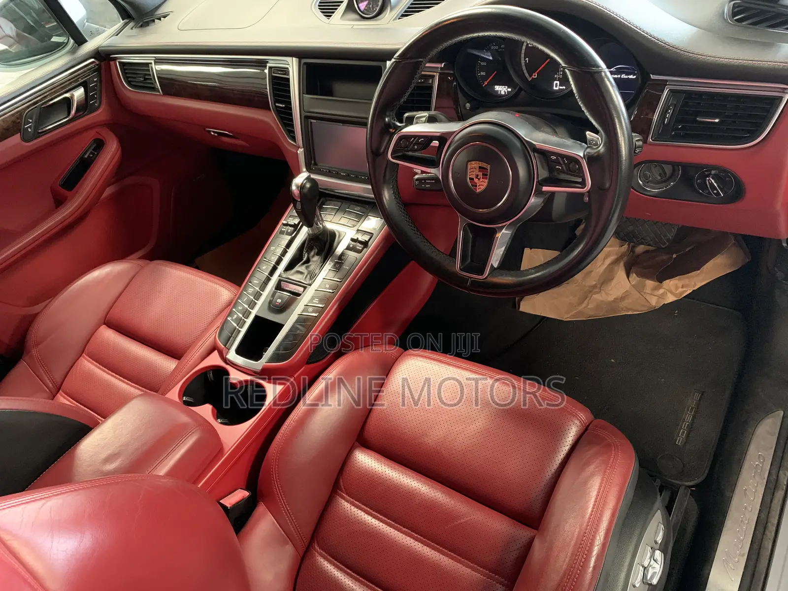 Porsche Macan Turbo 2016 Silver