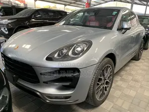 Porsche Macan Turbo 2016 Silver