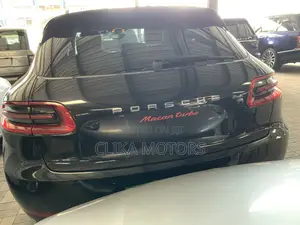Porsche Macan Turbo 2016 Blue
