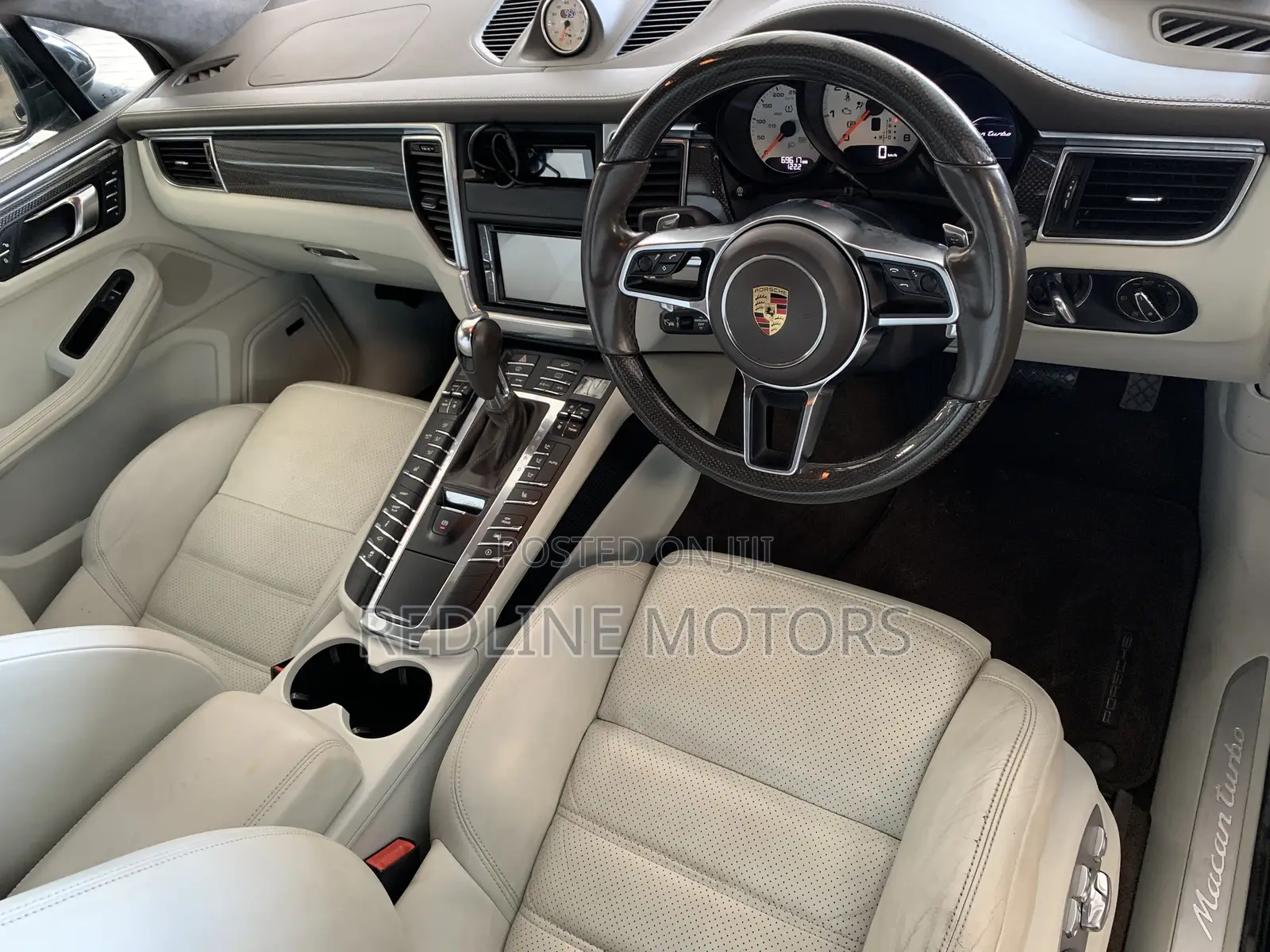 Porsche Macan Turbo 2016 Blue