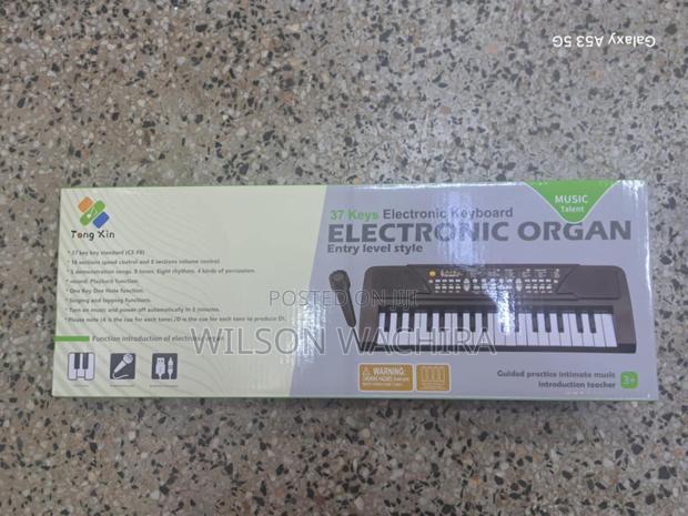 Electronic Keyboard. 37 Key/ Kinds Keyboard - main view