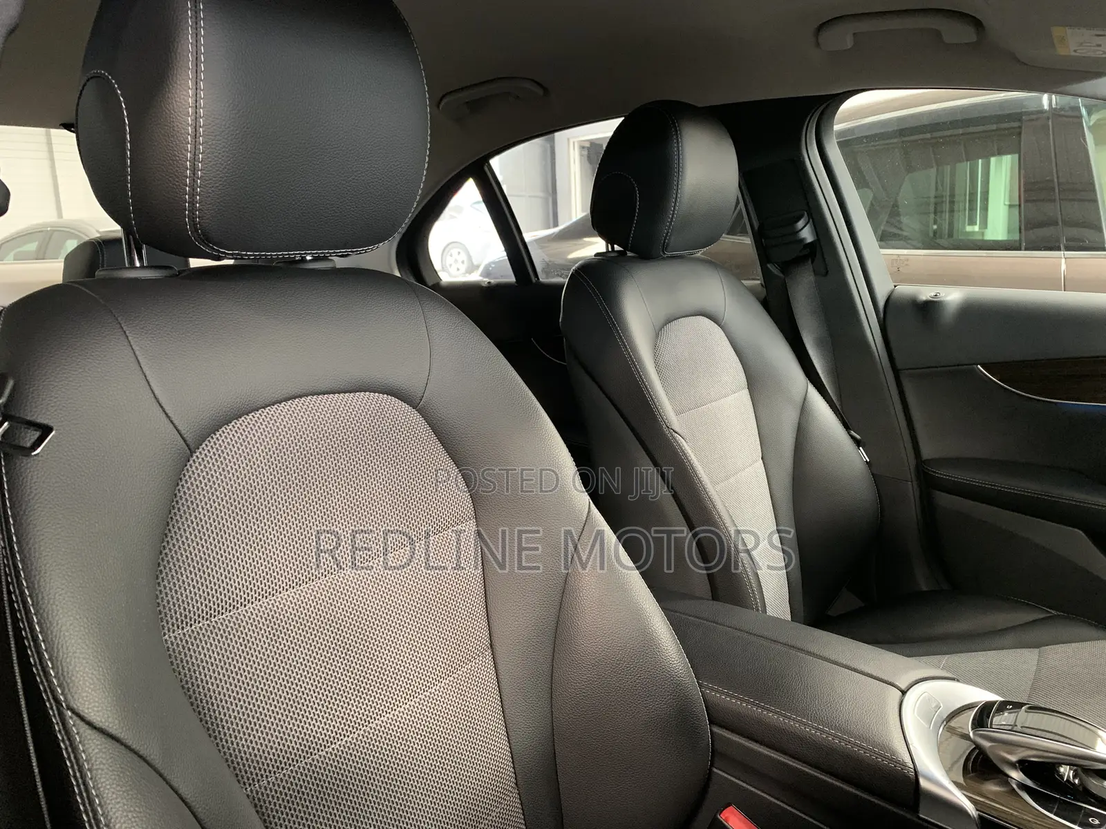 Mercedes-Benz C220 2017 Gold