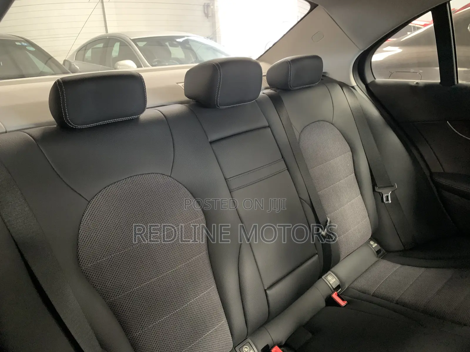 Mercedes-Benz C220 2017 Gold