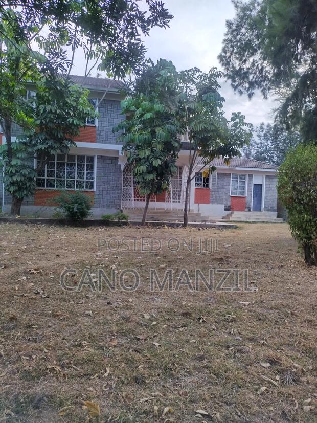 5bdrm Villa in Senior Staff, Athi River for rent - main view