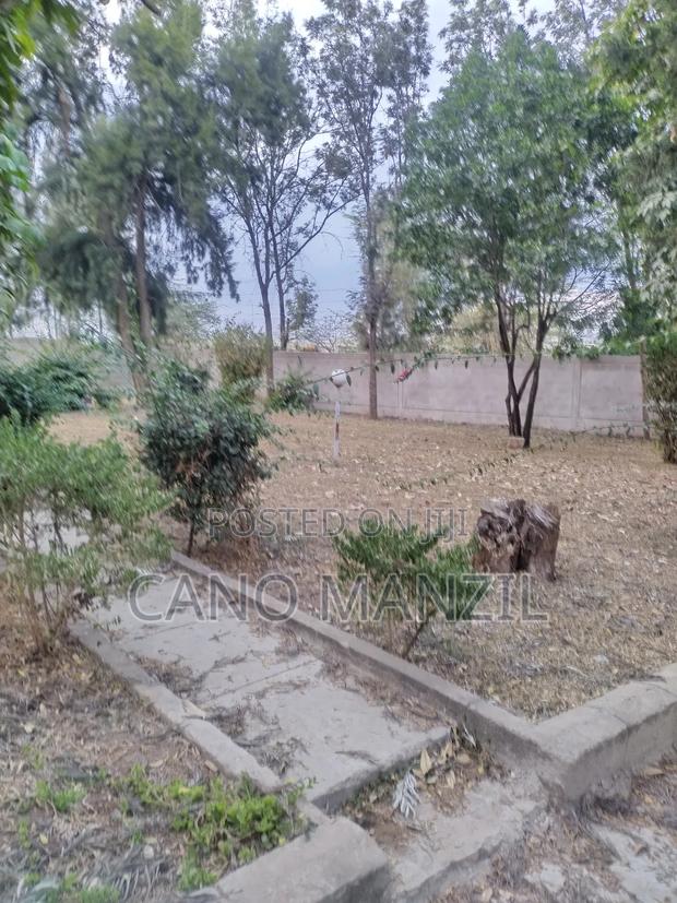 5bdrm Villa in Senior Staff, Athi River for rent - thumbnail 17