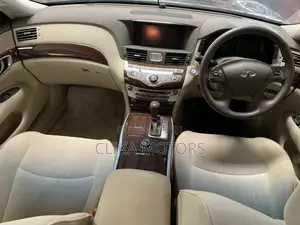 Nissan Fuga 2016 Gold