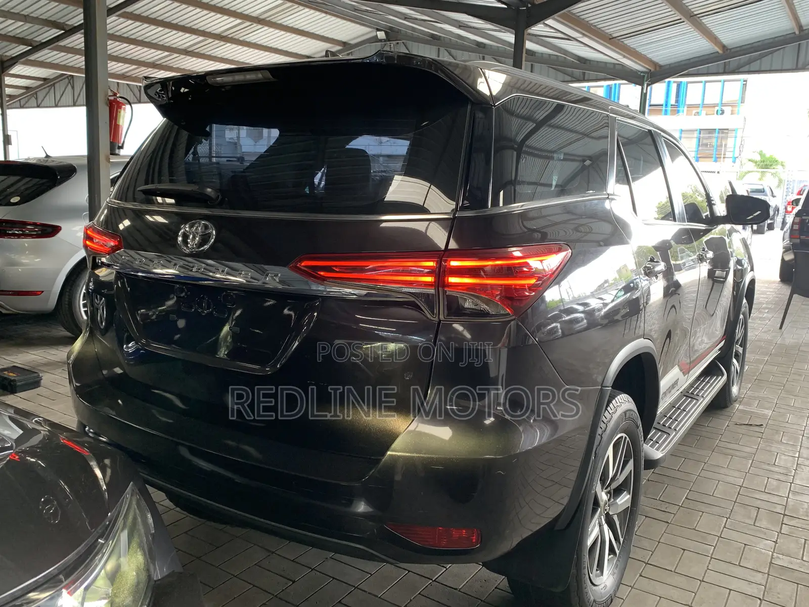Toyota Fortuner 2015 Brown