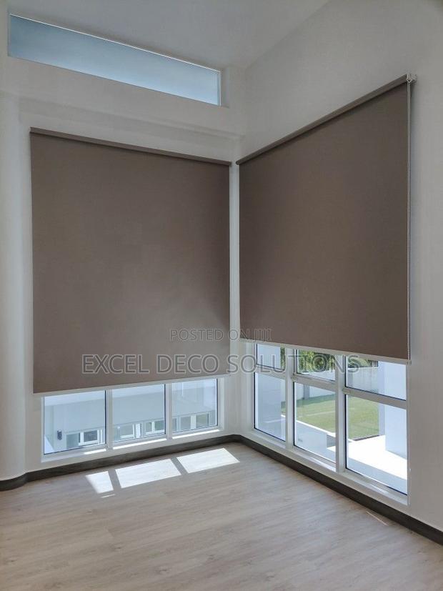 Heat-Resistant Blackout Blinds for Cool and Comfortable Rooms