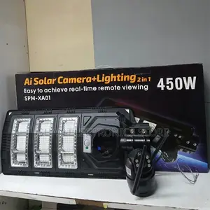 Parking Lot Street Lighting With 4g V380 Solar Street Light