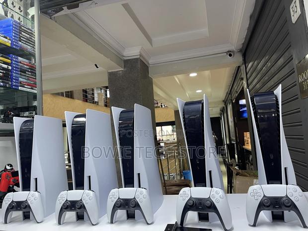 Ps5 Standard Ex Uk Console - thumbnail 3