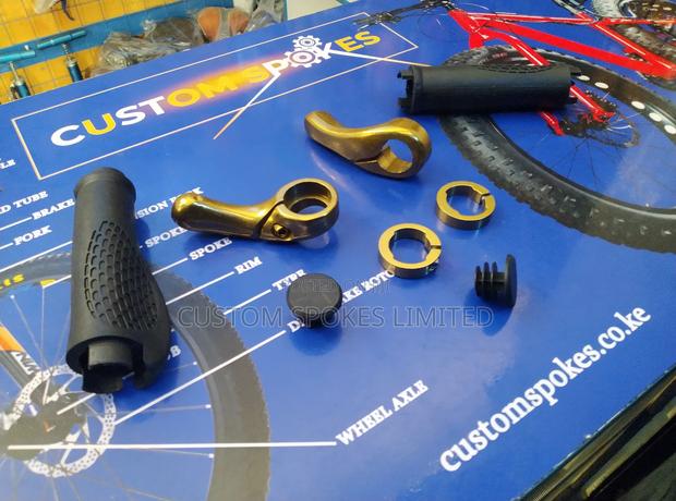Handlebar Grips (Golden Bar Ends) - thumbnail 2