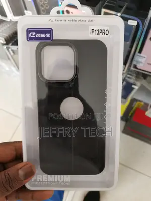 PULOKA iPhone 13 PRO Leather Back Cover -Black