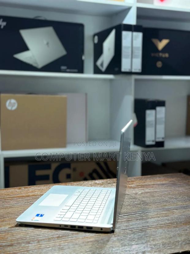 Laptop HP 14S 8GB Intel Core I5 SSD 256GB - thumbnail 5