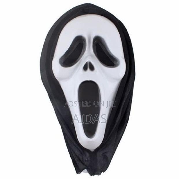 Halloween Hooded Cape Cloak and Spooky Mask - thumbnail 2