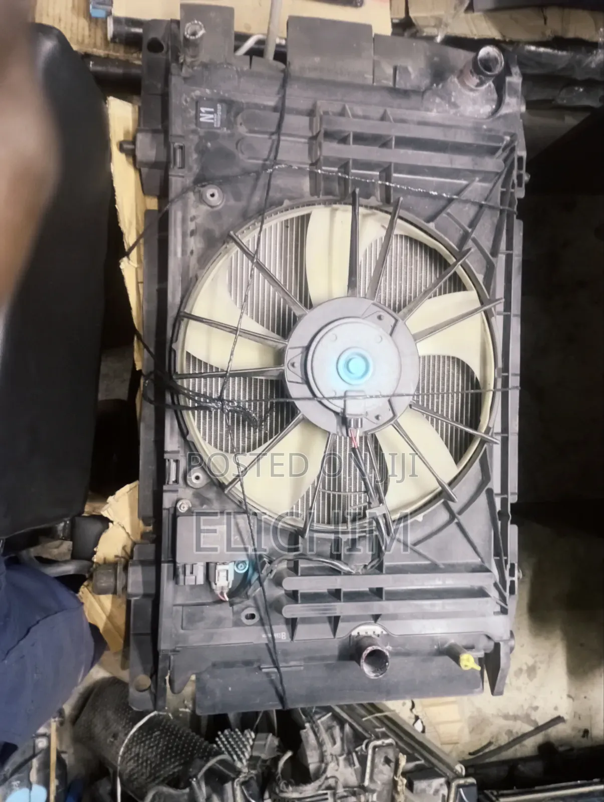 Rumion/Auris Radiator