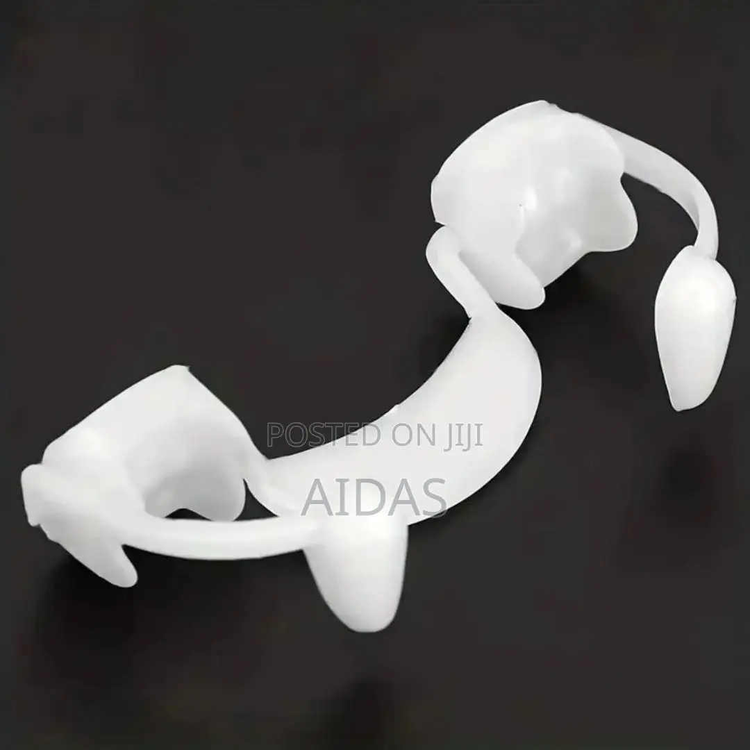 Halloween Retractable Vampire Fangs