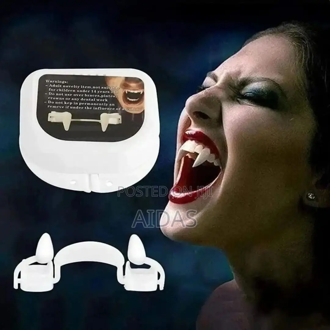 Halloween Retractable Vampire Fangs