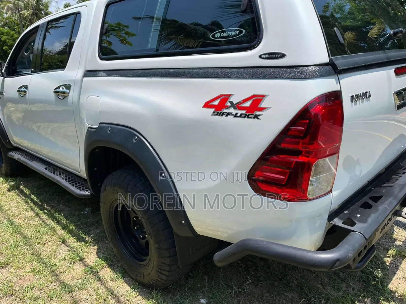 Toyota Hilux 2018 Pearl