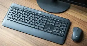 Logitech Mk540 Advanced Wireless Keyboard and Mouse Combo -