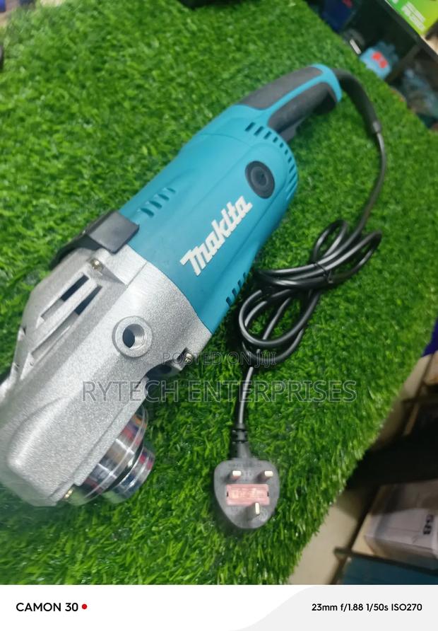 Makita Grinder/ Heavy Duty Angle Grinder