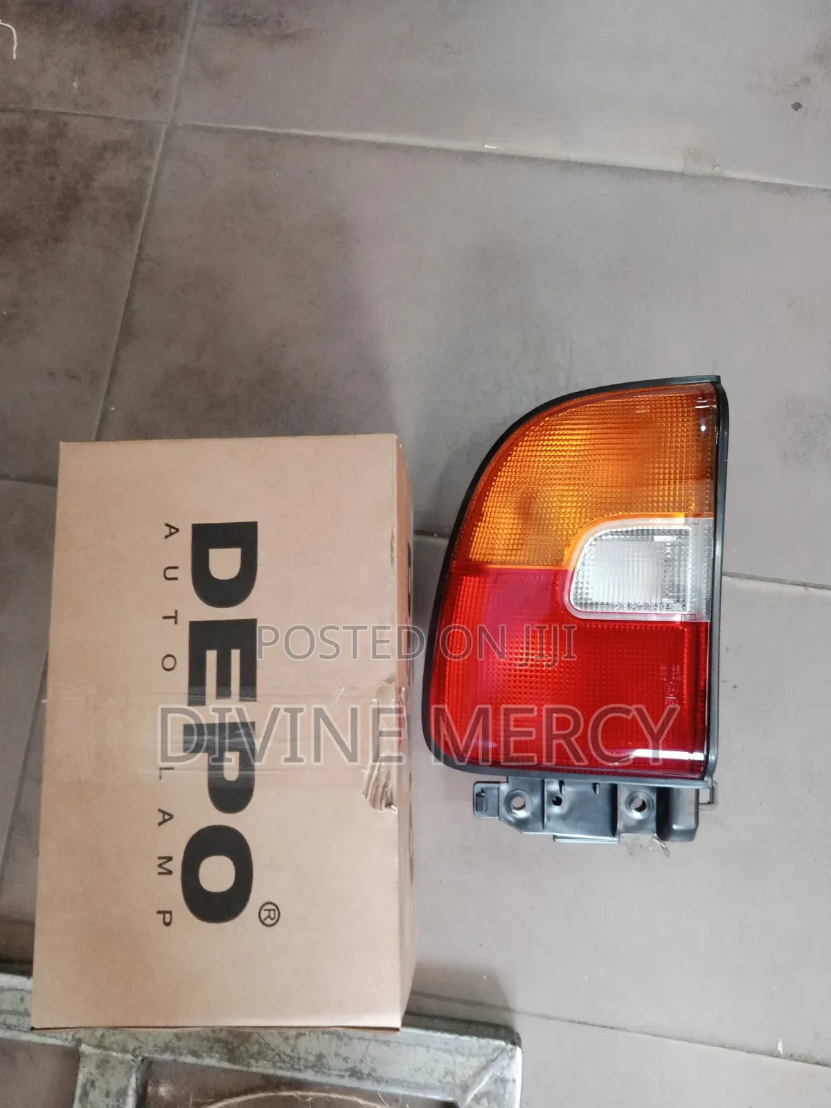 Toyota RAV4 Tail Lamp 1997-1999