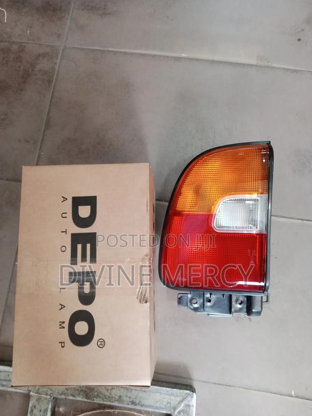 Toyota RAV4 Tail Lamp 1997-1999