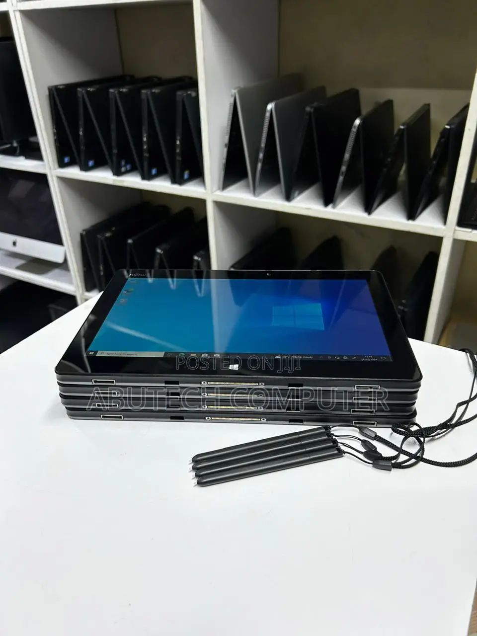 Laptop Fujitsu 4GB Intel Core M SSD 128GB