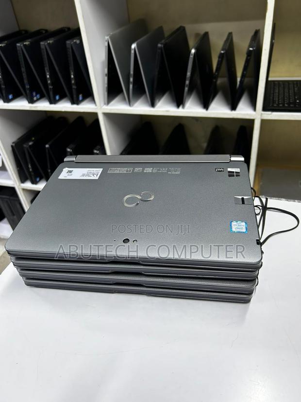 Laptop Fujitsu 4GB Intel Core M SSD 128GB - thumbnail 2