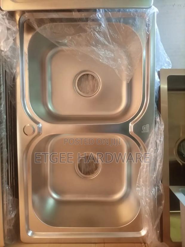 Double Bowl Sink Centermilly