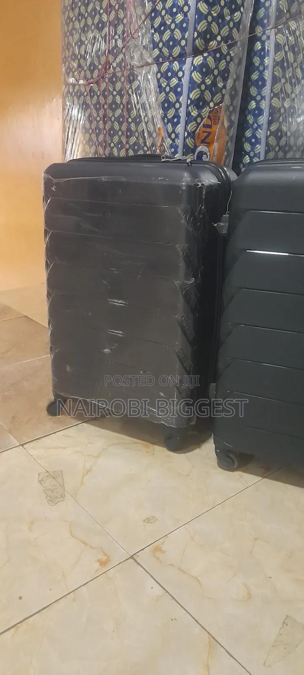 Rubber 3 in 1 Luxurious Best Suitcase - thumbnail 3