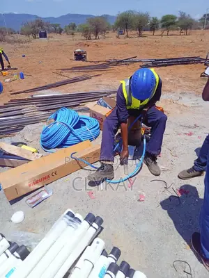 Solar-Powered Borehole Submersible Pumps-Plus Installation